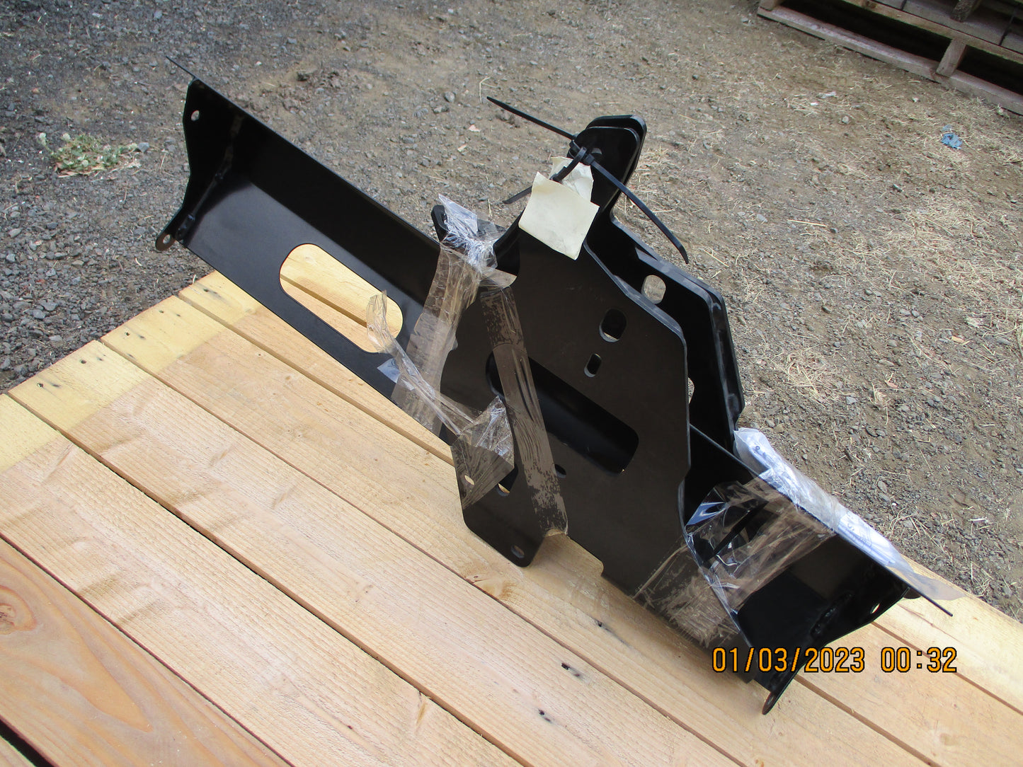 Mitsubishi MQ Triton Genuine Chrome Polished Front Bull Bar New Part