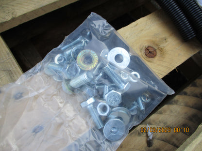 Mitsubishi PB Challenger Genuine Bull Bar Black Hammer Tone Kit New Part