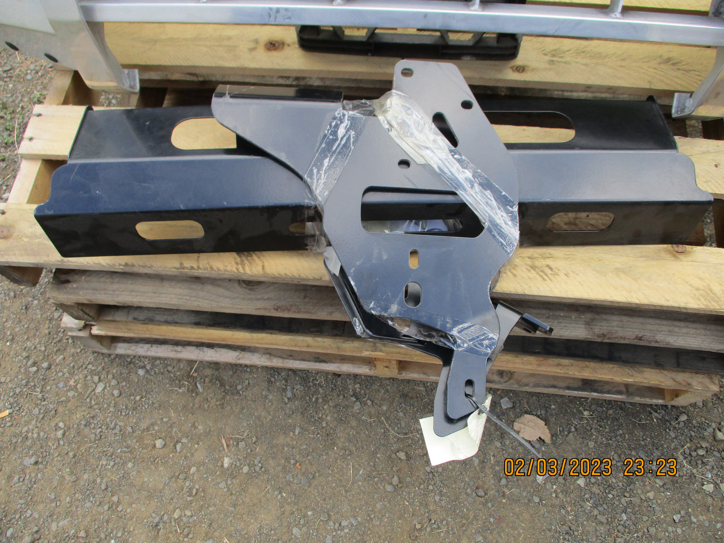 Mitsubishi MQ Triton Genuine Polished Triple Hoop Bull Bar New Part