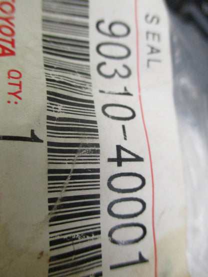 Toyota Dyna Genuine Rear Axle Shaft Oil Seal New Part
