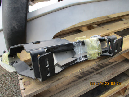 Mitsubishi MN Triton Genuine Alloy Bull Bar Kit New Part