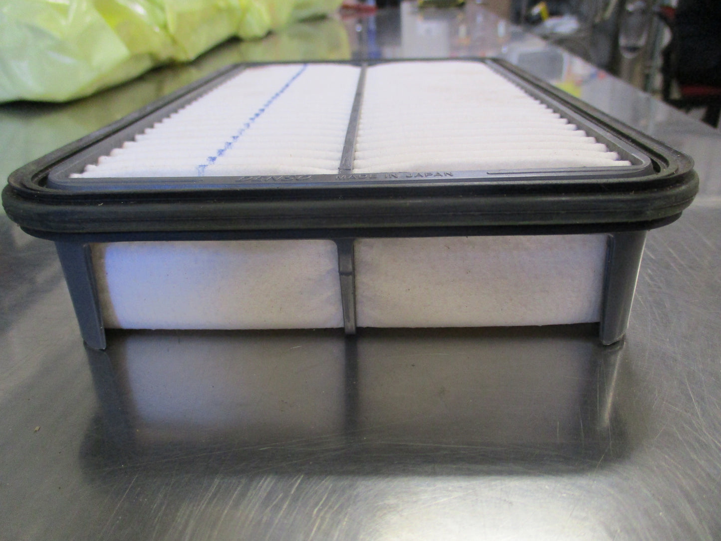 Holden/Toyota Genuine Air Filter to Suit Terios/Nova/Celica New Part