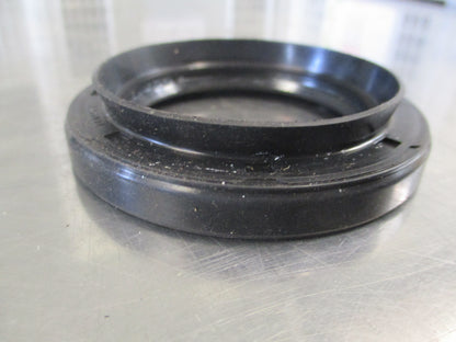 Toyota Camry/Corolla/RAV4 Genuine Oil Seal For RH Transfer Bearing Retainer New Part