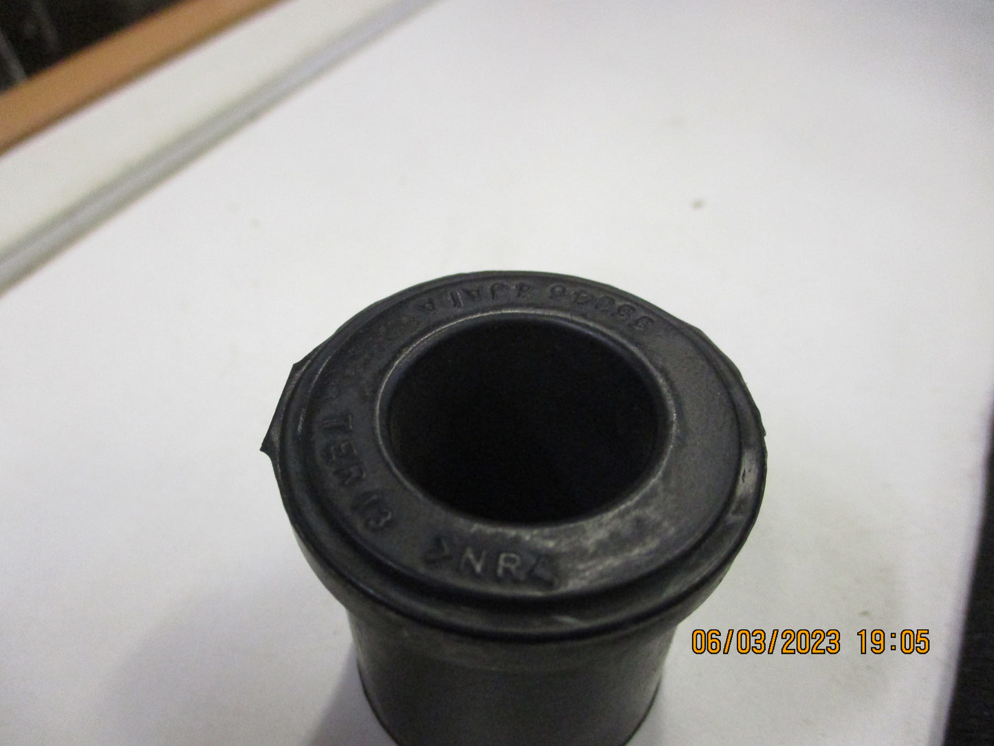 Nissan Navara D23 NP300 Genuine Rear Suspension Bush New Part