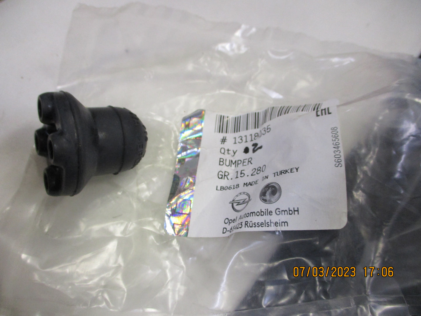 Holden Corsa-C/Tigra-B Genuine Buffer Coolant Holder Support New Part