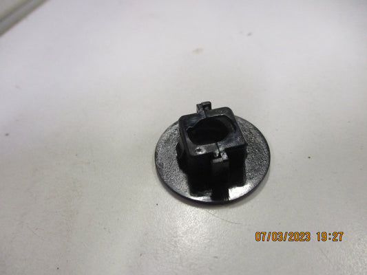 Nissan Patrol GQ-Y60 GU Y61 Genuine Jack Nut Cover Clip New Part