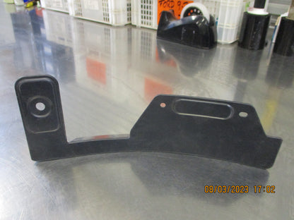 Toyota Kluger Genuine Right Hand Front Wheel Liner Extension New Part