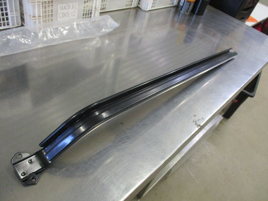Peugeot Citroen Genuine Drivers Side Door Guide New Part