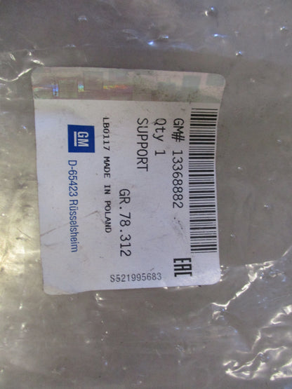 Holden Astra J Genuine Front Right Bumper Support Bracket