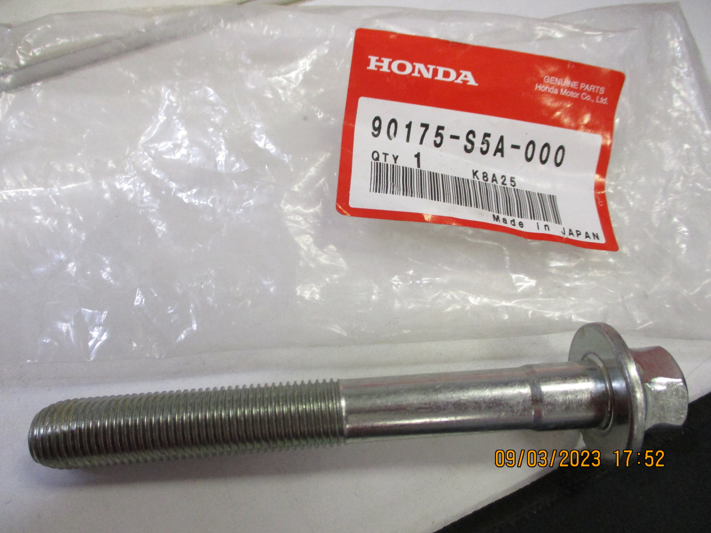 Honda CR-V/HR-V Genuine Flange Bolt New Part