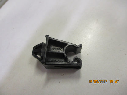 Holden Cruze Genuine Bonnet Rod Latch New Part