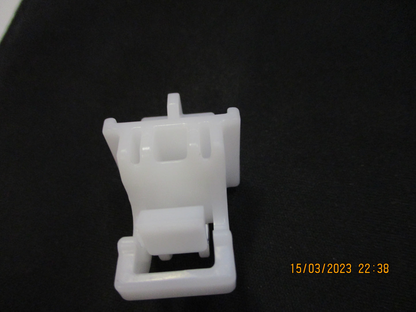 Honda Jazz Genuine Bonnet Rod Clip New Part