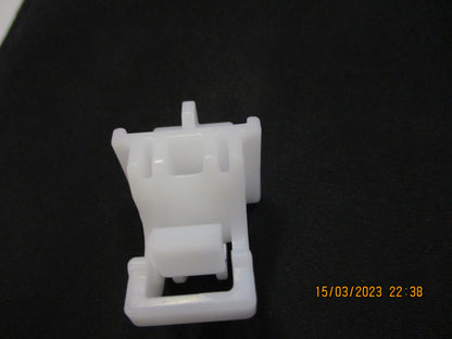 Honda Jazz Genuine Bonnet Rod Clip New Part