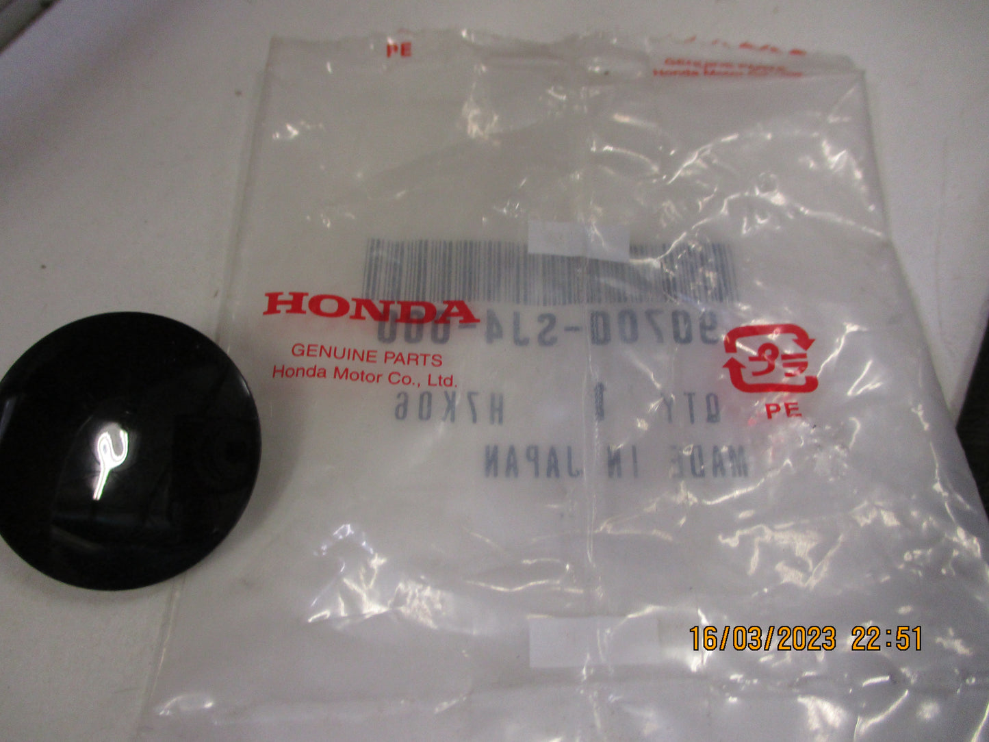 Honda MDX Genuine Bonnet Insulator Clip New Part