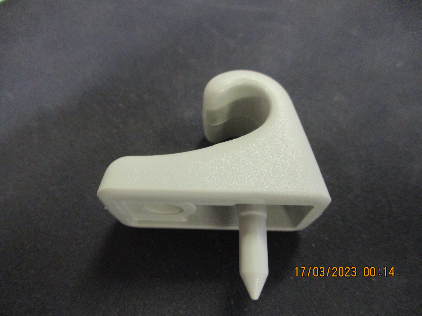 Toyota Landcruiser/Corolla/Tercel Genuine Sun Visor Clip New Part