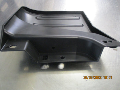 Chevrolet Silverado/ GMC Sierra Genuine Rear Driver Side Front Tire Air Deflector New Part