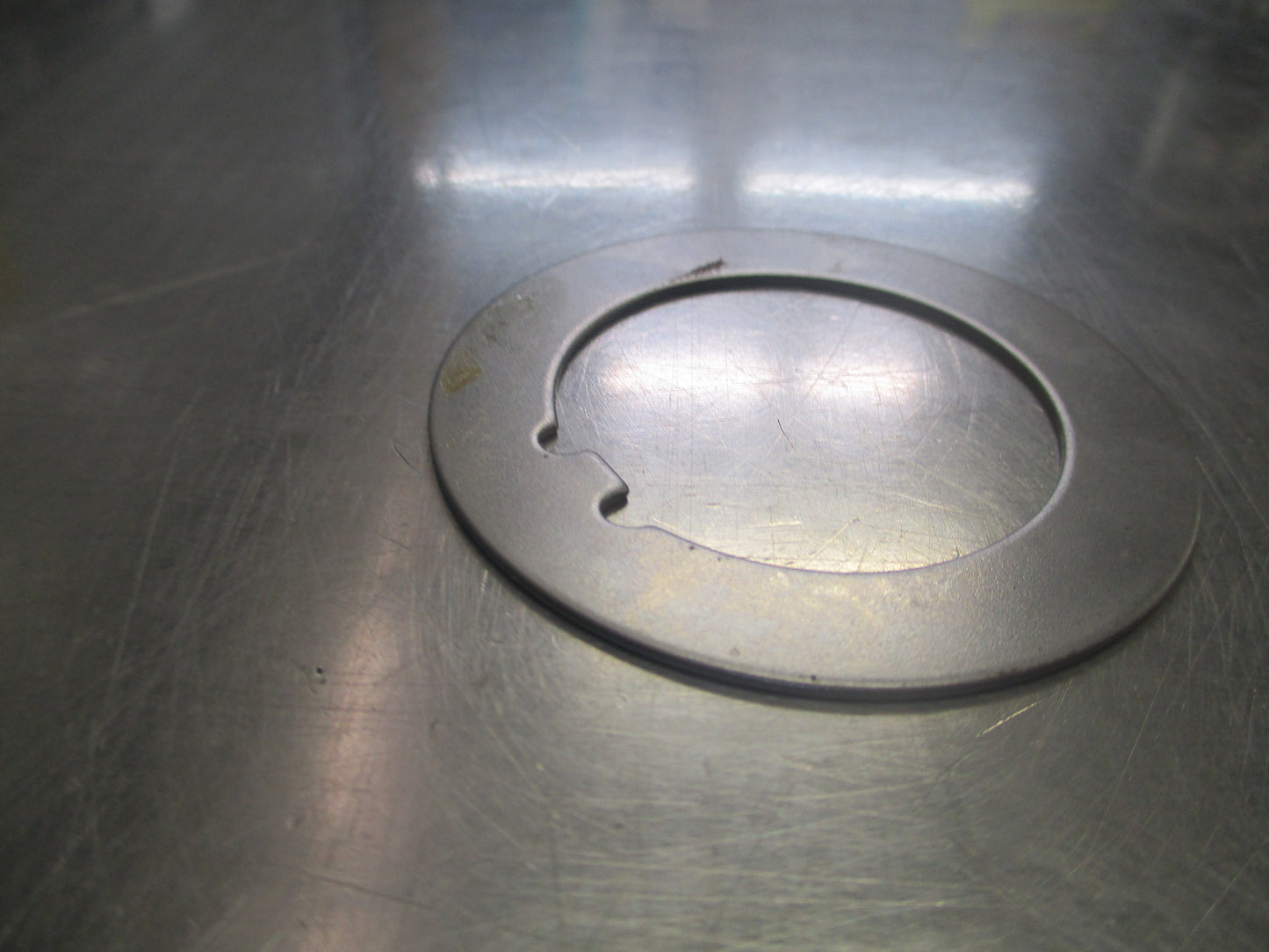 Nissan MQ/GQ Patrol Genuine Front Wheel Bearing Washer New Part