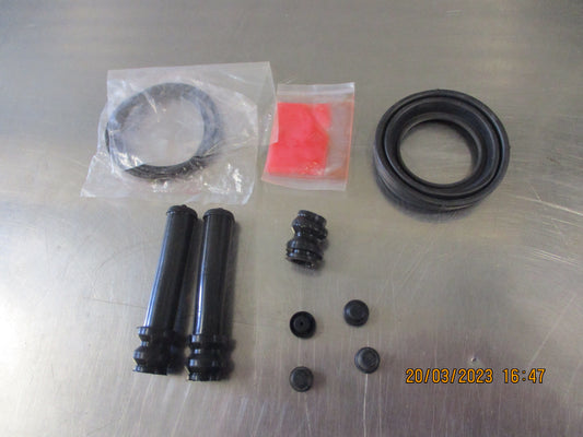 Toyota Landcruiser 80 Series Genuine Rear Brake Caliper Repair Kit New Part