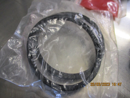 Toyota Landcruiser 80 Series Genuine Rear Brake Caliper Repair Kit New Part