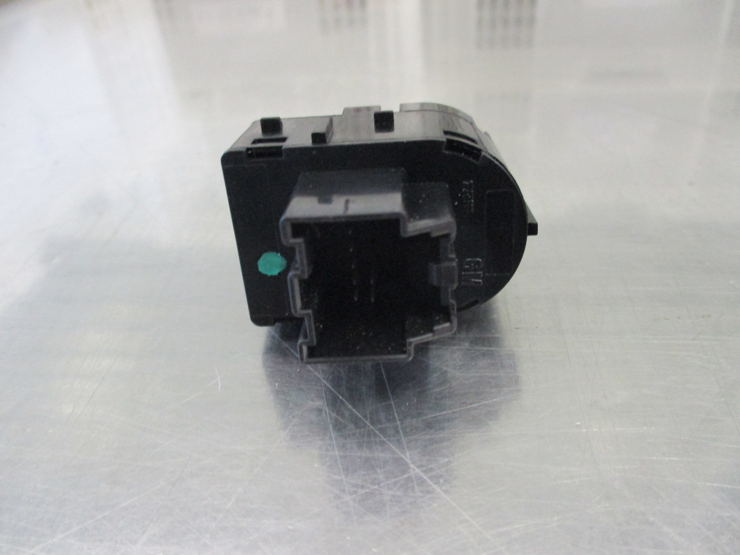 Holden Equinox Genuine Outside Rear View Mirror Remote Control Switch - New Part