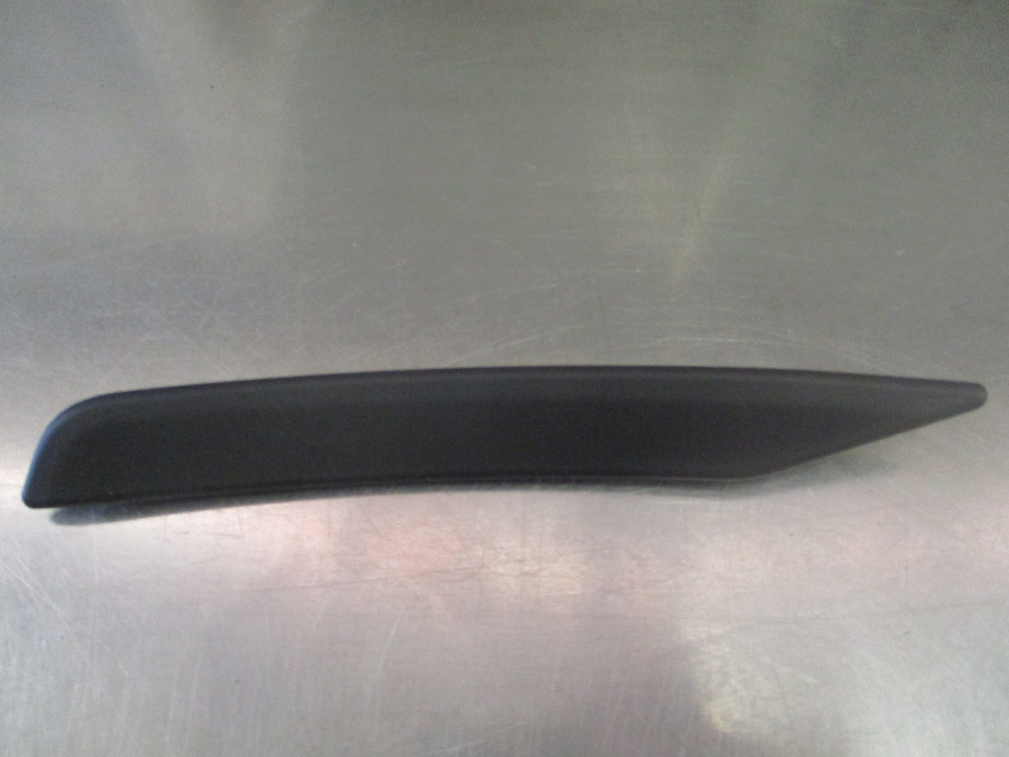 Nissan Pulsar Genuine Left Hand Rear Wheel Opening Moulding New Part