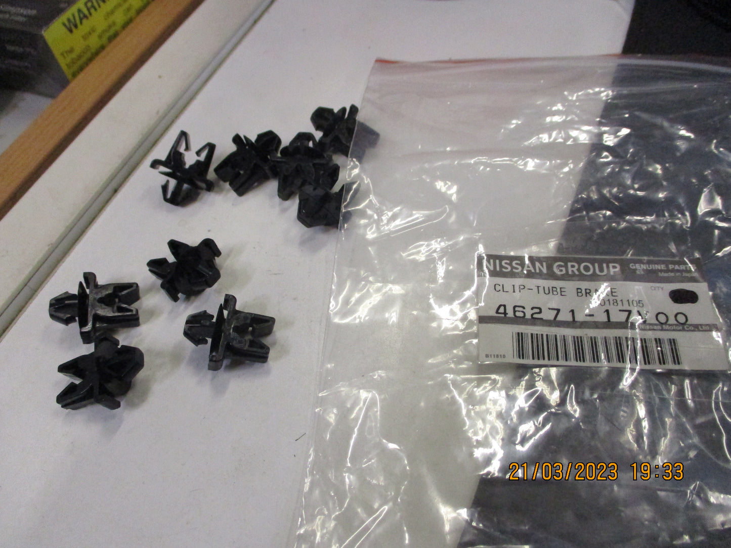 Nissan Genuine Brake Tube Locator Clip (Pack Of 9) New Part
