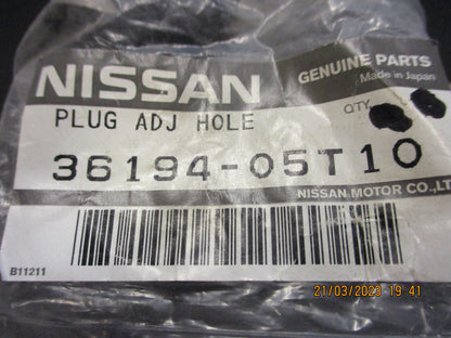 Nissan GQ-GU Patrol Genuine Handbrake Drum Grommet New Part