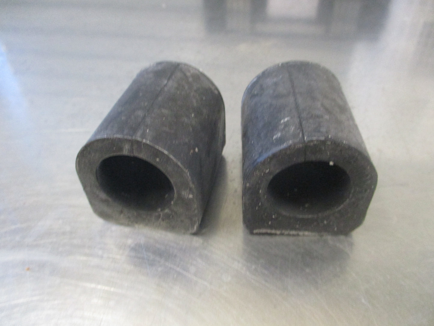 Mercedes Benz Sprinter Genuine Stabilizer Bushing Pair New Part