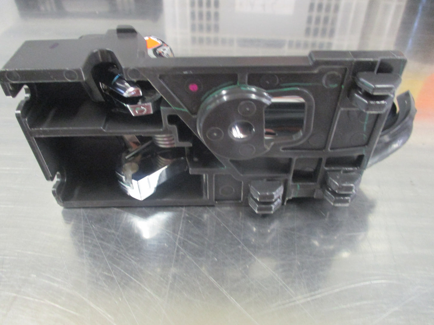 Holden Trailblazer Genuine Drivers Rear Inside Door Latch 2013-2017 New Part
