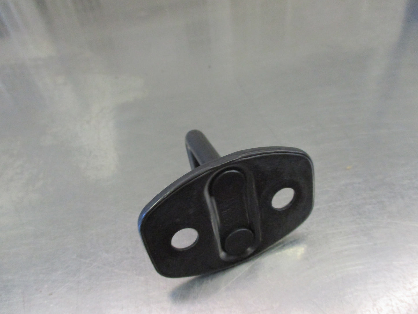 Holden Barina/Cruze/Equinox Genuine Lift Gate Latch Striker New Part
