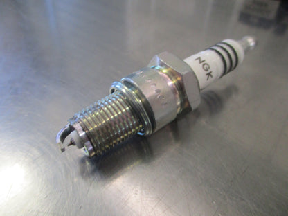 NGK Spark Plug Set Of 4 Suits Volvo 242 GLT New Part