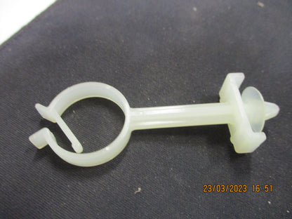 Holden Rodeo/Colorado Genuine Windshield Wiper-Washer Hose Clip New Part