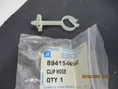 Holden Rodeo/Colorado Genuine Windshield Wiper-Washer Hose Clip New Part