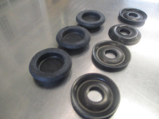 Toyota Hilux Genuine Cushion Retainer INCOMPLETE New Part