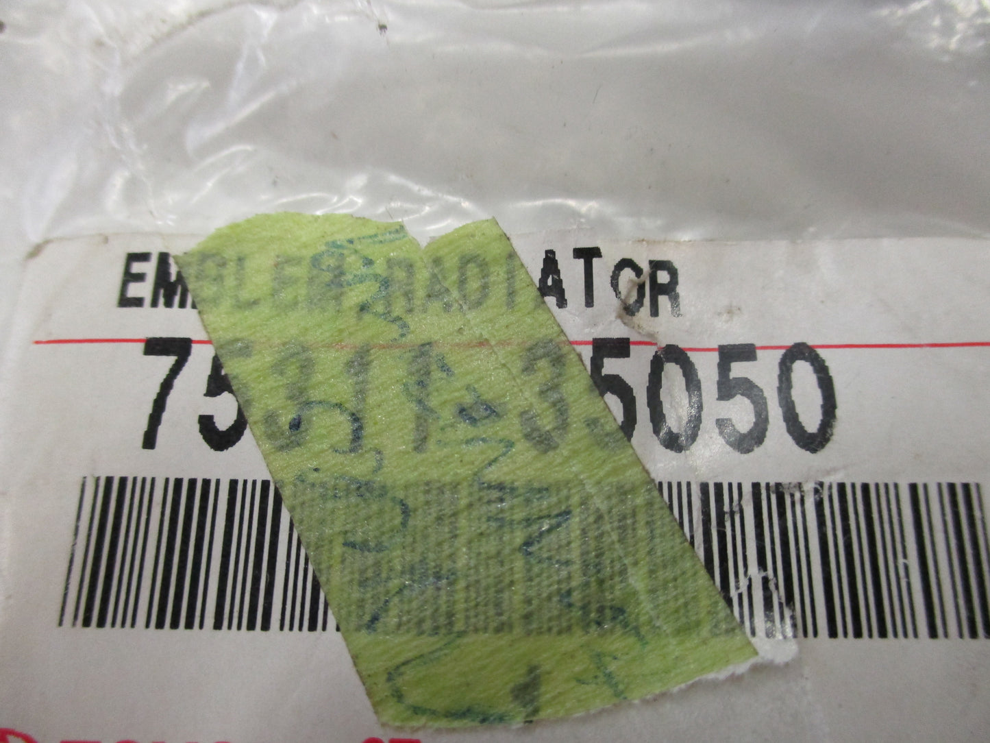 Toyota 4Runner/Hilux Genuine Radiator Grille Emblem New Part