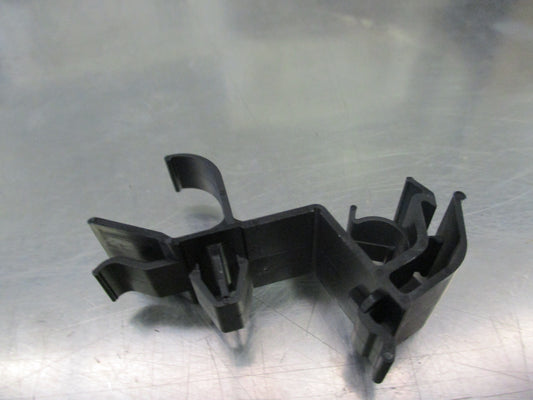 Nissan Qashqai Genuine Body Side Trimming Clip New Part