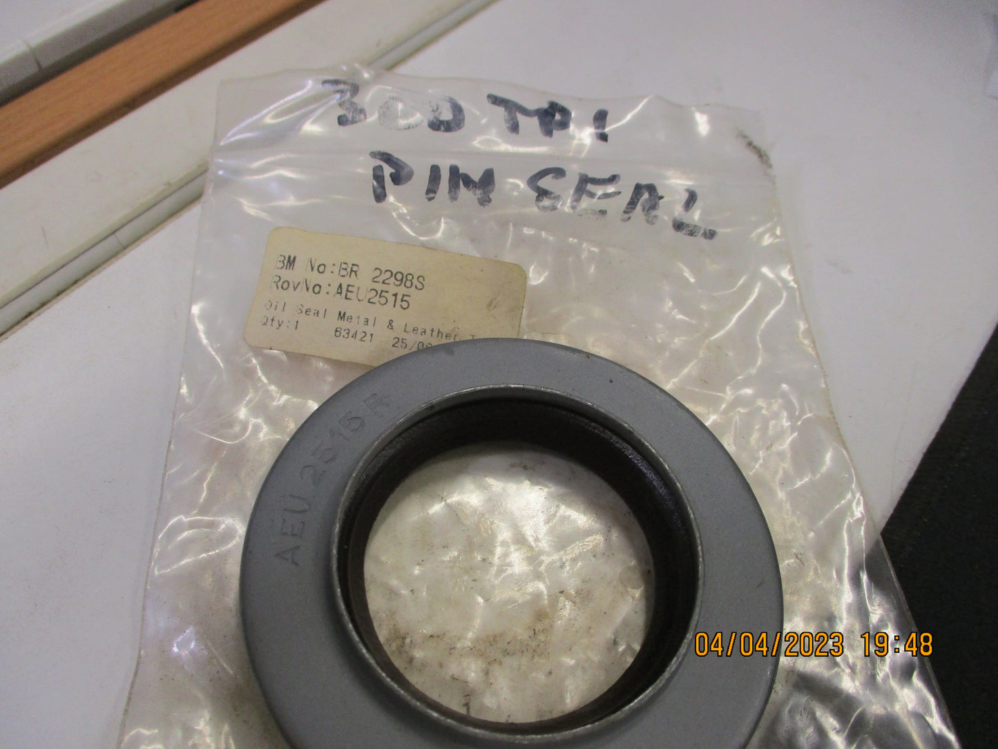 Pinion Oil Seal Suits Land Rover Defender 110 New Part