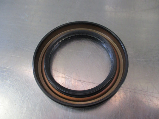 Isuzu D-Max Genuine Transfer Case Oil Seal New Part