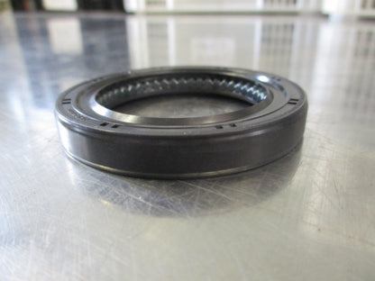 Isuzu D-Max Genuine Transfer Case Oil Seal New Part