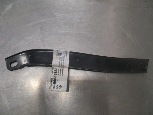 Holden Epica Genuine Right Hand Side Front Bumper Bracket New Part