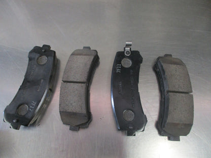 Nissan Y61 Patrol Genuine Rear Disc Brake Pad Kit New Part