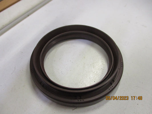 Toyota Genuine Left Hand Front Drive Shaft Seal New Part