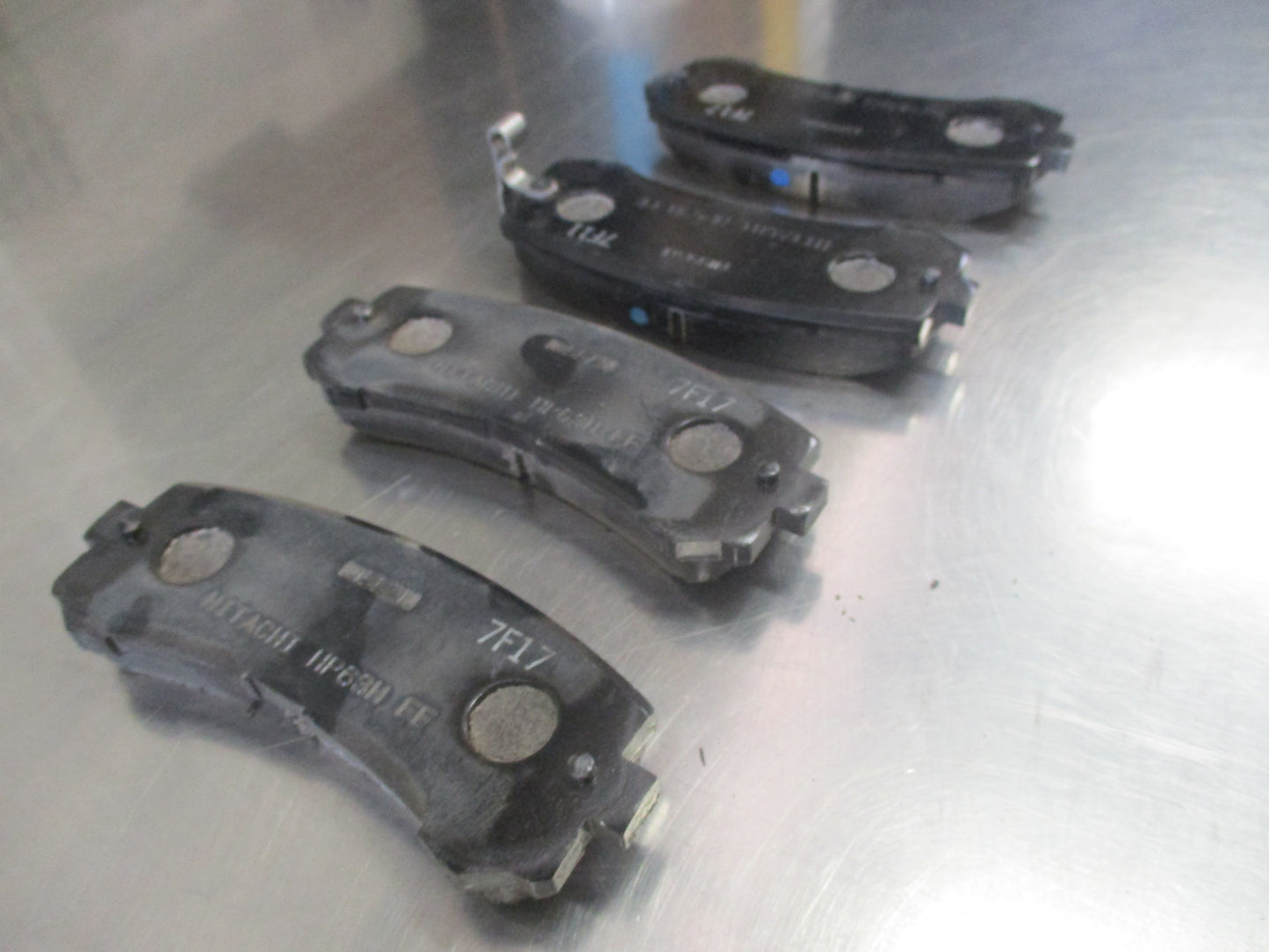 Nissan Y61 Patrol Genuine Rear Disc Brake Pad Kit New Part