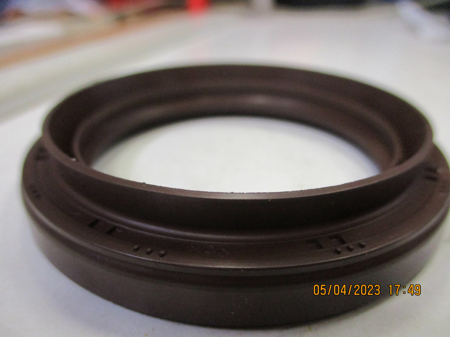 Toyota Genuine Left Hand Front Drive Shaft Seal New Part
