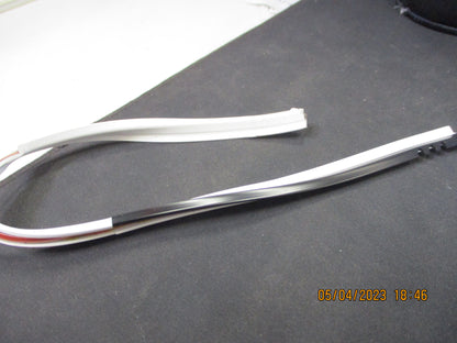 Nissan GU Patrol Genuine Right Hand Lower Door Flare Seal White (QM1) New Part
