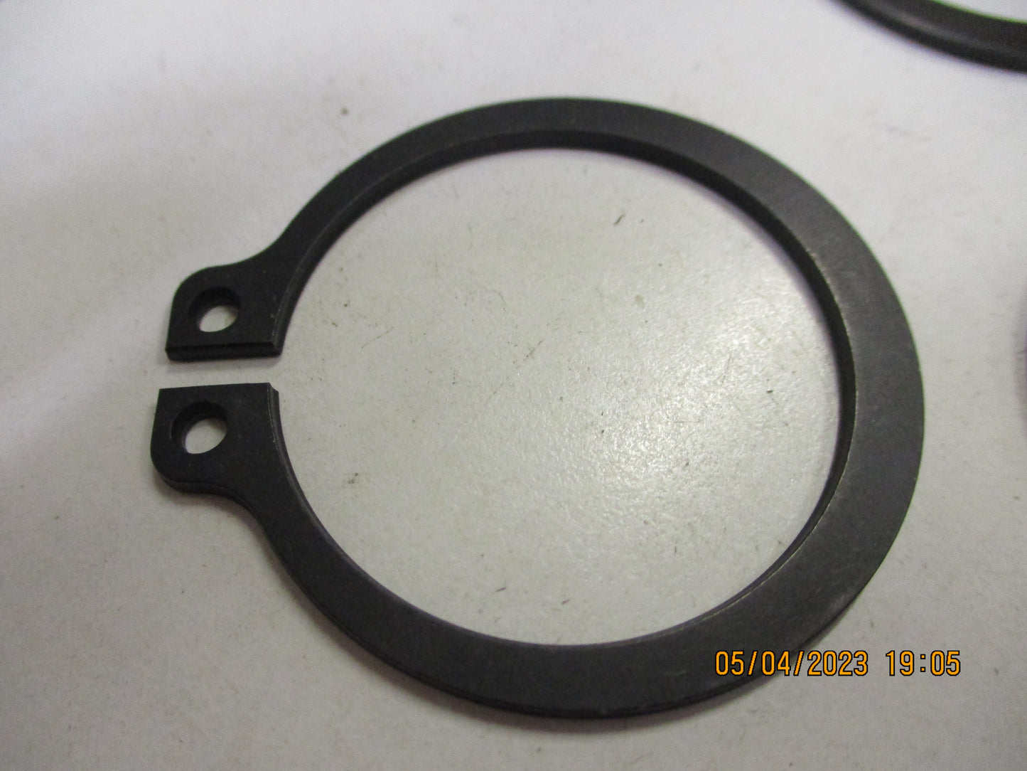 Isuzu Genuine Snap Axel Ring Pack Of 4 New Part