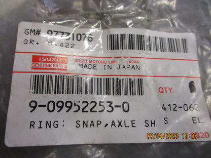 Isuzu Genuine Snap Axel Ring Pack Of 4 New Part