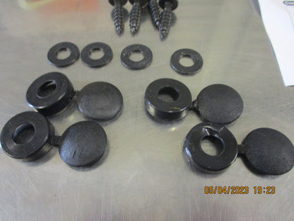 Holden RG Colorado Genuine Tail Gate Liner Fitting Kit New Part