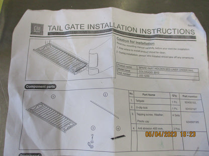 Holden RG Colorado Genuine Tail Gate Liner Fitting Kit New Part