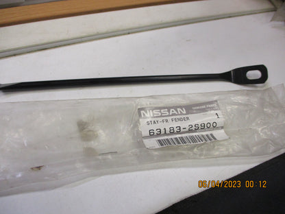 Nissan D22 Genuine Left Hand Front Guard Stay New Part